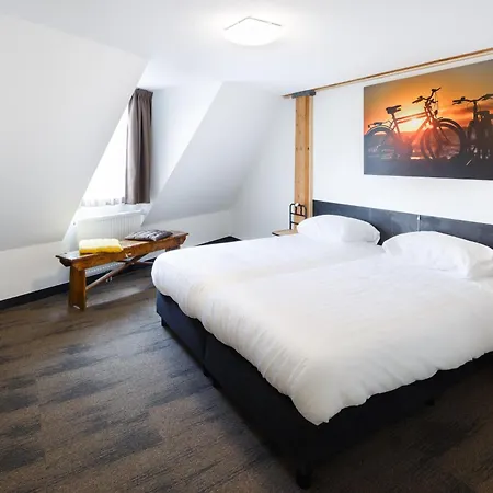 Hotel Blooker-3